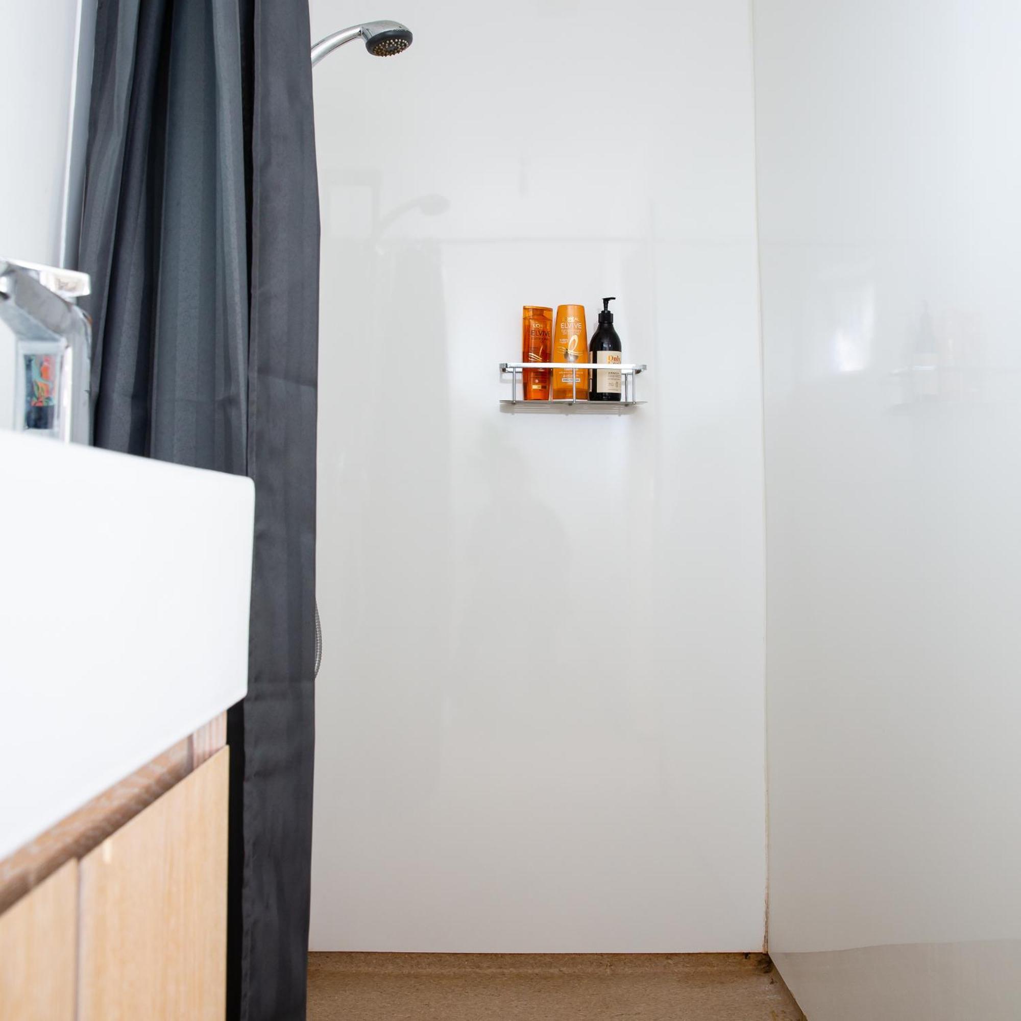 Chic Private Studio 5 Mins From Airport And Shops 크라이스트처치 외부 사진
